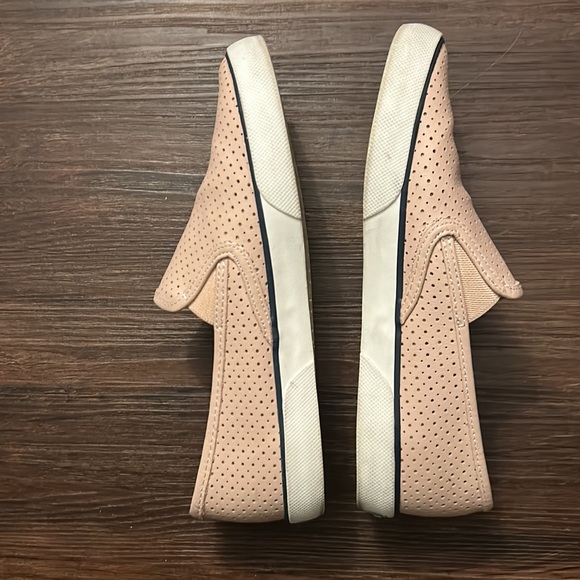 Sperry Slip on Sneakers in Light Pink - Size 8.5 - Picture 3 of 7